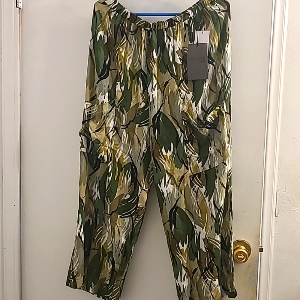 Dress pants